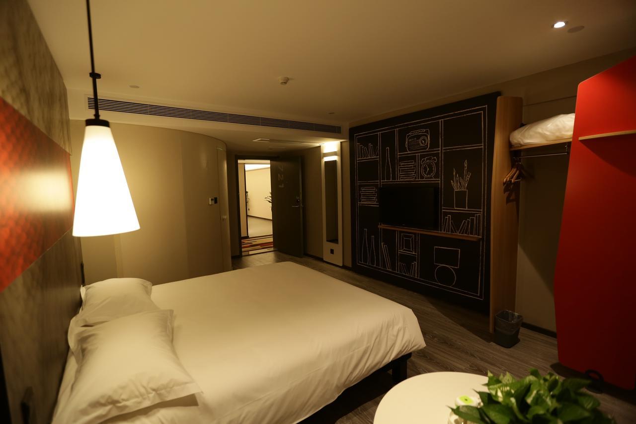Ibis Chengdu West Jingcui Road Hotel Exterior foto